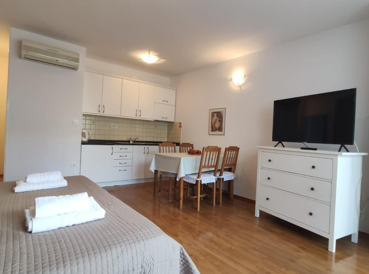 Ivana Apartman 2 Crikvenica Eksteriør bilde